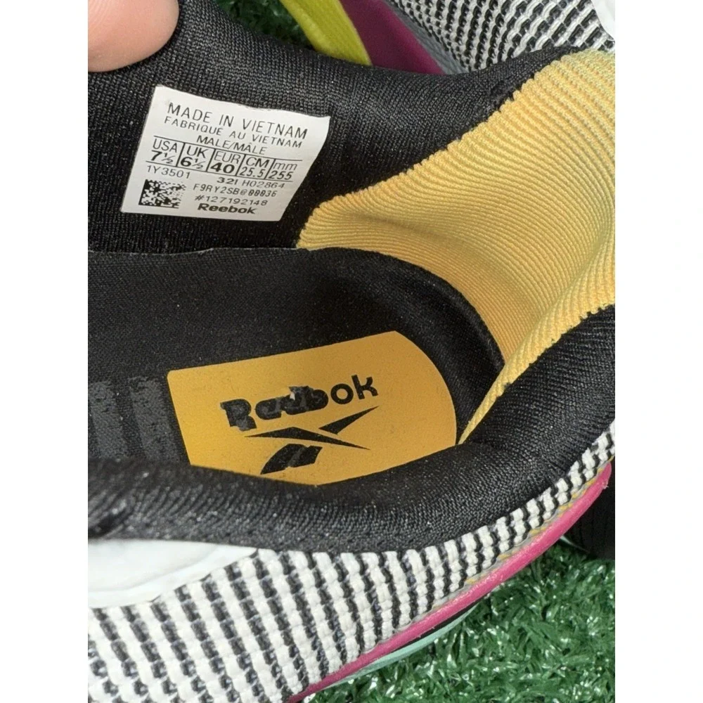 Reebok Nano X Mens 7.5 Womens 9 White Black Pink Running Shoes Comfort Sneakers